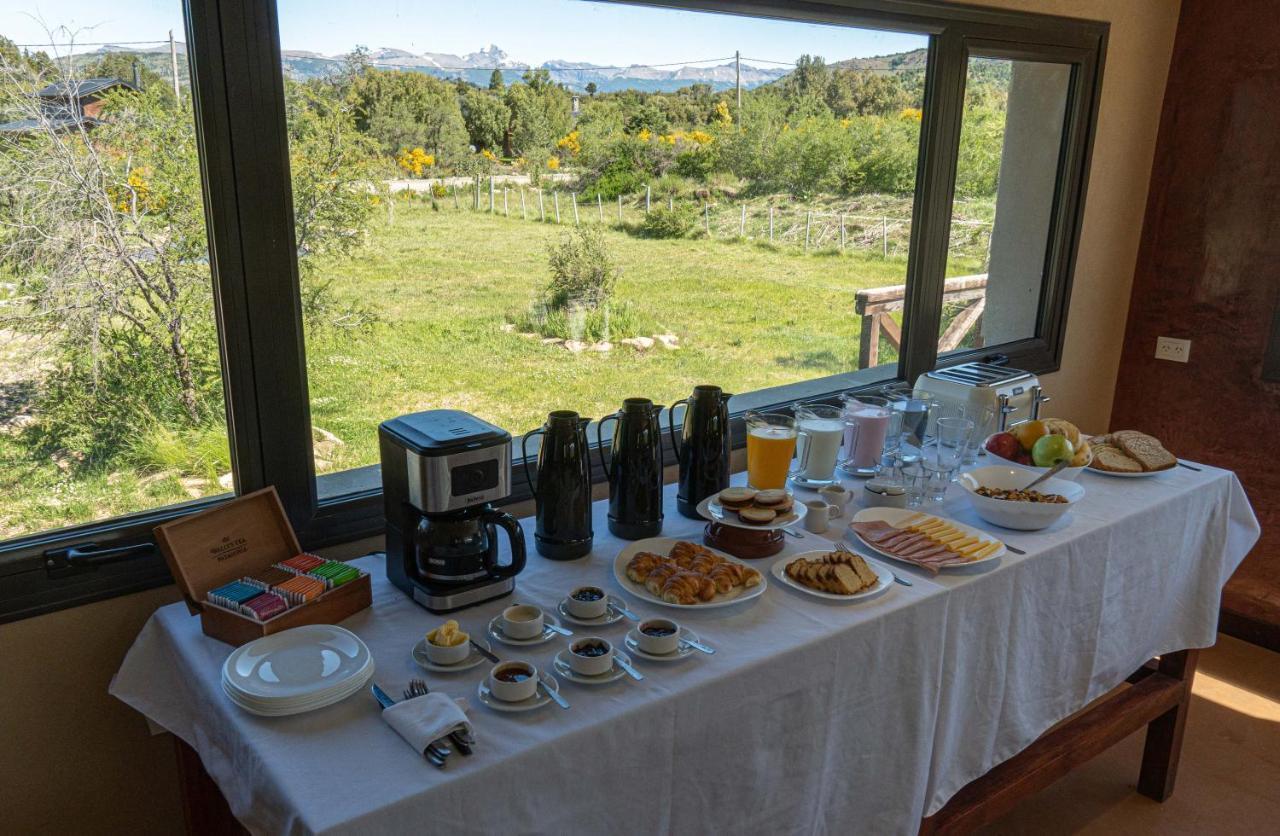 Hosteria La Chira San Martín de los Andes Eksteriør bilde